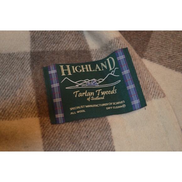 Highland Tweeds of Scotland Scarf Tartan Plaid Wool Wrap Brown Tan 28" x 64" - Picture 6 of 6